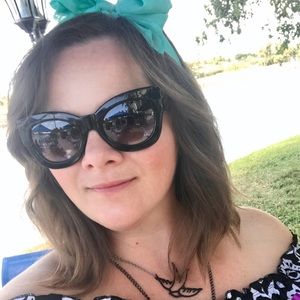 Meet your Posher, Robyn